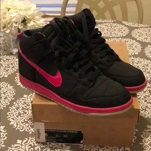 Nike Dunk Hi Premium - Men’s 8, Women’s 10.5